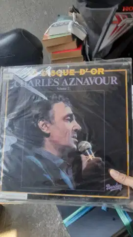 piringan hitam 12 inch charles aznavour vol 2