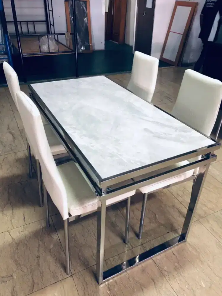 Meja makan granit 4.kursi