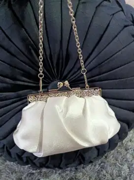 Tas pesta mewah