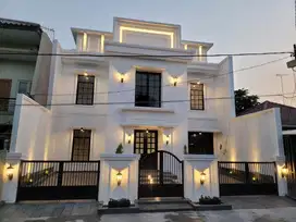 House for sale colonial modern style kertajaya indah sby timur