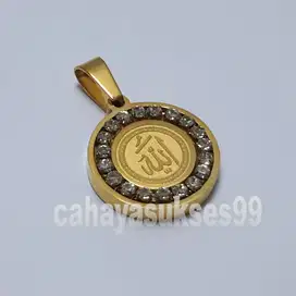 Liontin Titanium Stainless Gold Diamond Allah Kaligrafi 1,8cm LAGD02