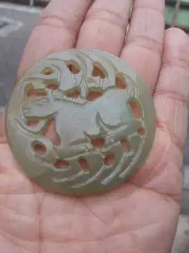 Liontin giok China