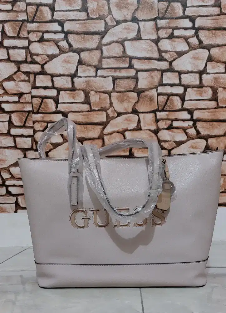 Handbag Guess Cream