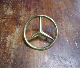 Emblem Mercedes Benz/ Logo Mercy Kuningan