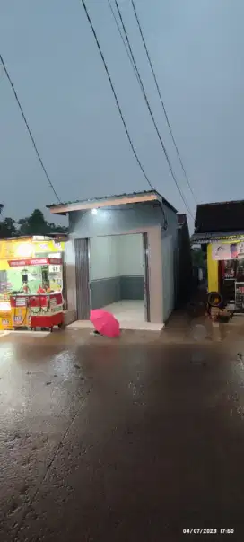 Kios Strategis DiJalur Angkot Dekat Tugu Macan Citayam