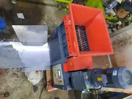 Single Shaft Shredder