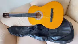 Gitar Skylark C941 YL Mulus + Tas (Tali Senar sudah Diganti)