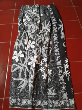 Jual rok batik br 1x pakai
