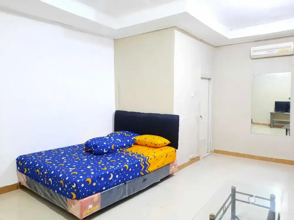 KOST KARYAWAN KARYAWATI TB SIMATUPANG  ARKADIA, OLEOS.