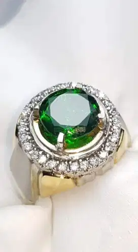 Natural emerald coating zamrud