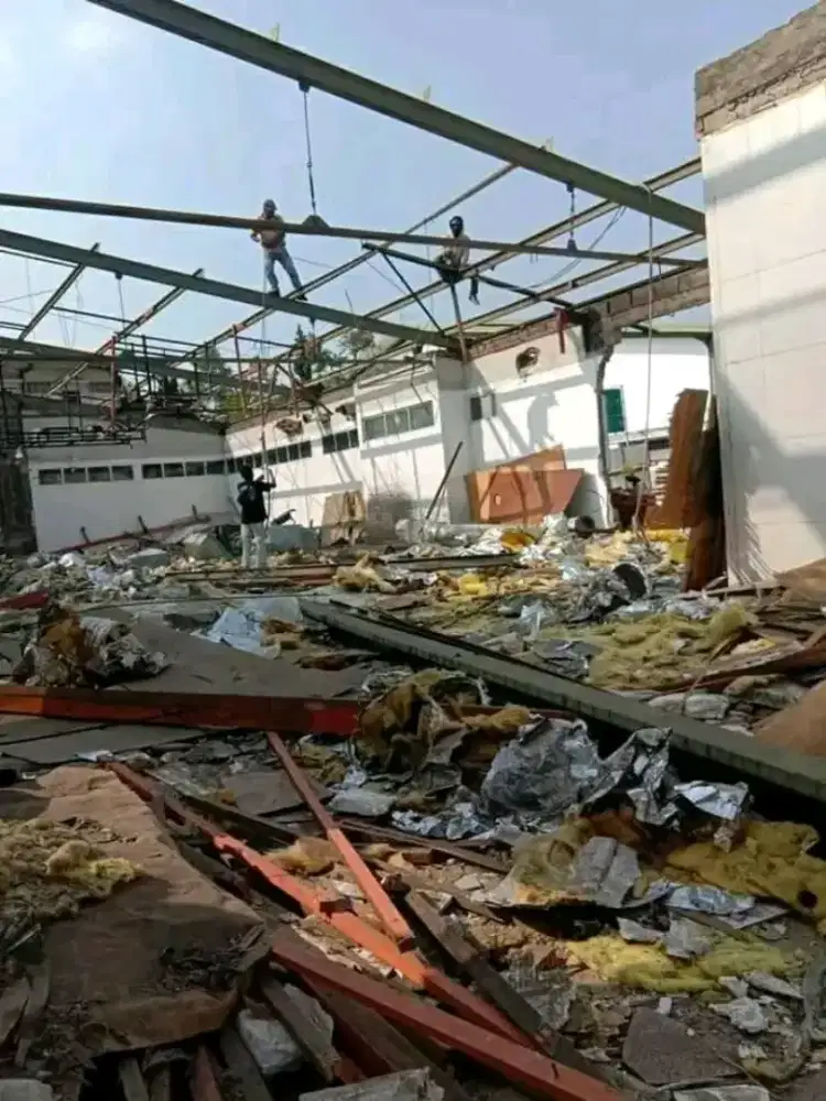 Jasa bongkar rumah dan bangunan