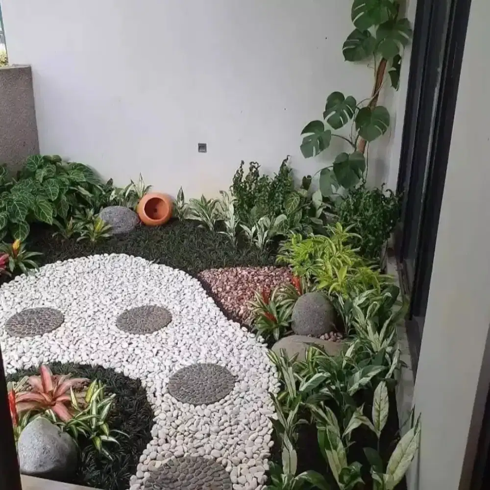 Jasa pembuatan taman kering-taman minimalis