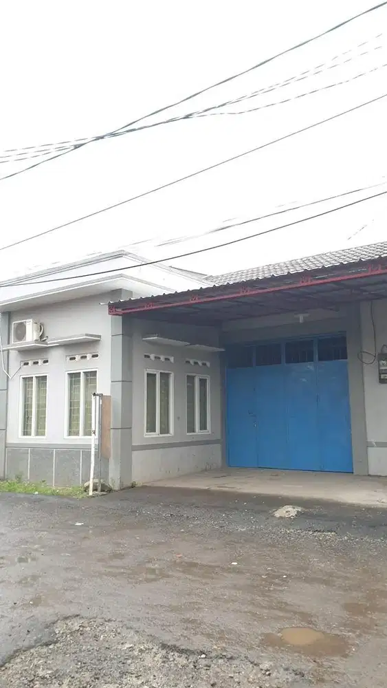 Disewakan gudang dan kantor murah