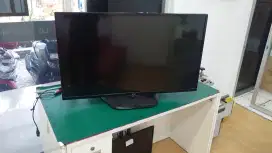 TV LG LED 42 Inch + Remote Mulus