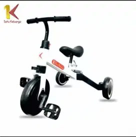 Sepeda Keseimbangan Balance Bike Skuter Anak Mini Roda 3 2 in 1 Pedal