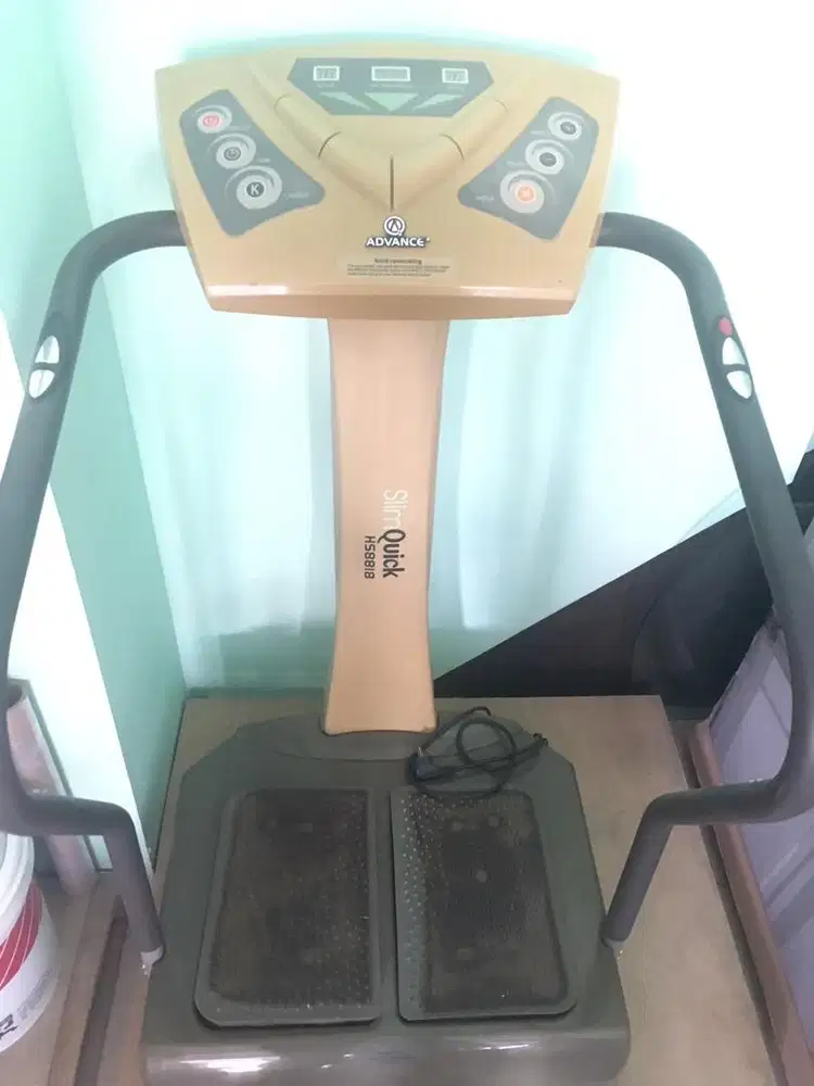 Alat Fitness Getar Kaki Alat Gym Getar Kaki