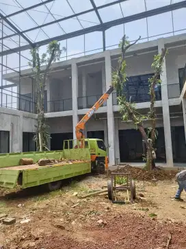 Jasa sewa alat berat truck crane kapasitas 3 ton