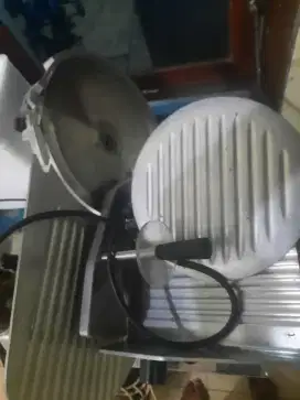 Meat Slicer 10inci (25cm) Maksindo