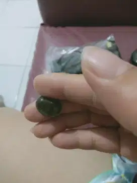 batu untuk pria wanita