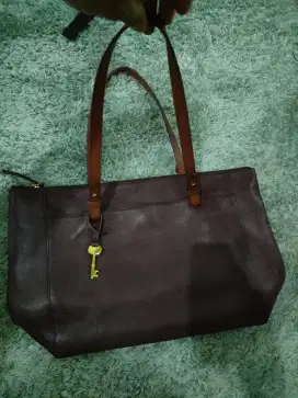 Preloved Fossil Bag