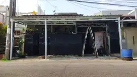Kanopi baja ringan