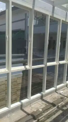 Kusen aluminium jendela pintu kaca