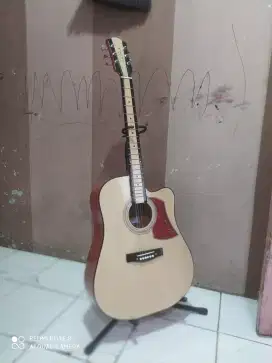 Gitar akustik jumbo model cole clack