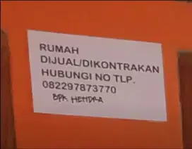 DIKONTRAKAN RUMAH DEPAN LAPANGAN VOLY