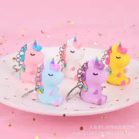 Gantungan Kunci Unicorn Duduk Ganci 3D