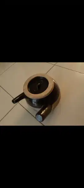 Panci tanah liat