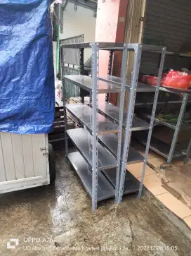 Rak besi siku lobang terlengkap
