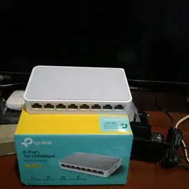 TP Link TL-SF1008D TPLink 8 Port 100Mbps Desktop Switch Hub 100 Mbps