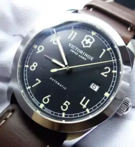 Victorinox Swiss Army Infantry Automatic
