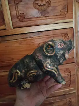 Patung kayu tua