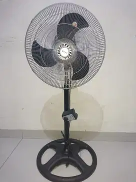 Kipas Angin Sekai 18 Inch IST 1851 Stand Fan Tornado Bekas Bagus Ori