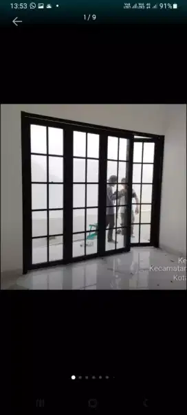 Pintu kaca lipat dan sekat kaca aluminium