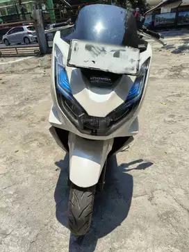 Dijual cepat, PCX E:HEV semi electric Hybrid