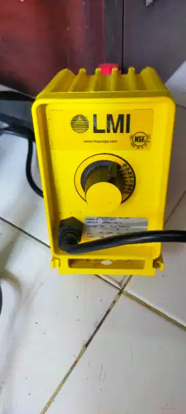 Dosing pump LMI Milton Roy P033-398TI