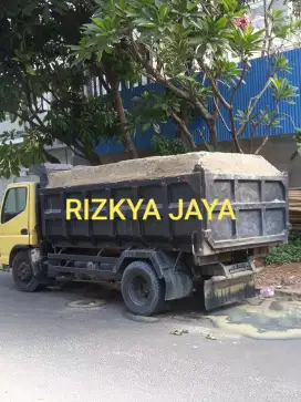 Pasir bangunan.volume 7,5 spy 8 m³