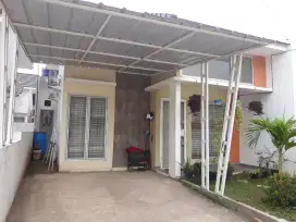 Rumah disewakan / dikontrakan rumah di griya duta mas cluster cendana