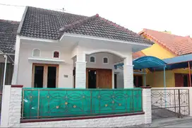 Rumah Cantik, Nyaman, Lokasi Sangat Strategis di Maguwo