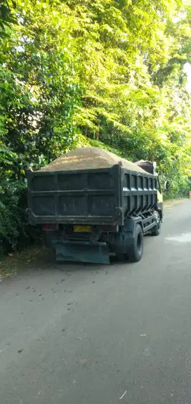 Jual pasir isi 7 kubik. Bukan 5 kubik.