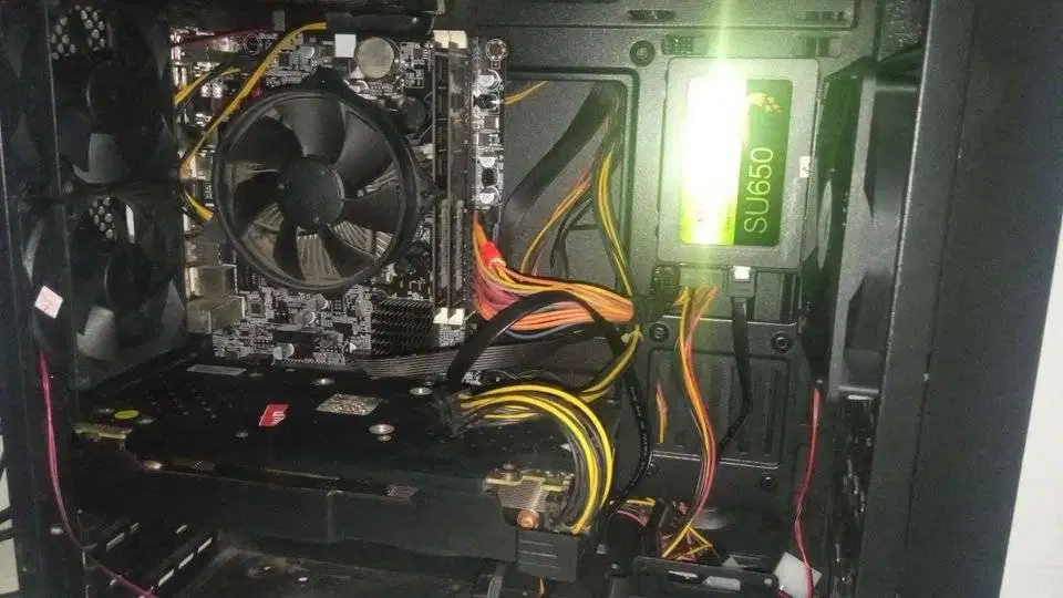 CPU GAMING SIAP PAKAI PC i7 3770 MURAH GARANSI Ram Hynix 16gb (8x2) 12