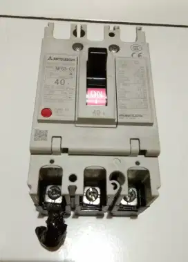 Di jual MCCB no fuse breaker MITSUBISHI NF63 CV,3phase 40 A,ori segel