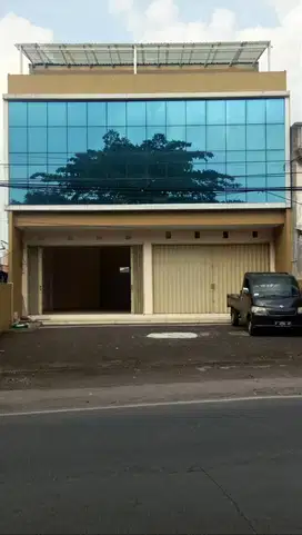 GEDUNG RUKO 2 Gandeng blong, Brand New, 3 Lantai, Cck Utk Kantor/Usaha