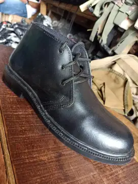 Sepatu PDH Kulit