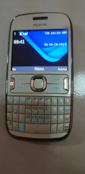 Jual hp Nokia N 302, charger masih ada