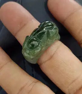 Cincin giok ukiran singa