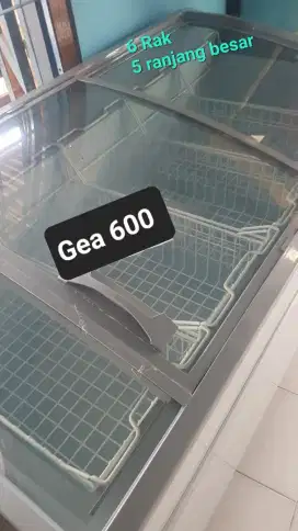 Freezer box Gea 600 Liter Sliding Curve SD-600BY