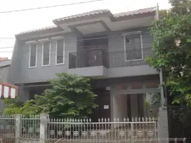 SEWA RUMAH STATEGIS UNTUK KANTOR & KELUARGA